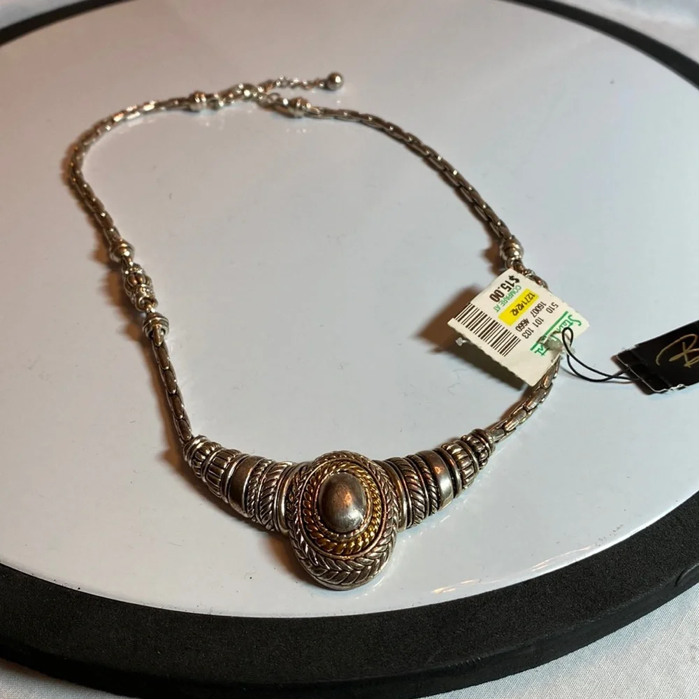 SOLD. Birch Hill silver tone necklace. - Picture 3 of 4